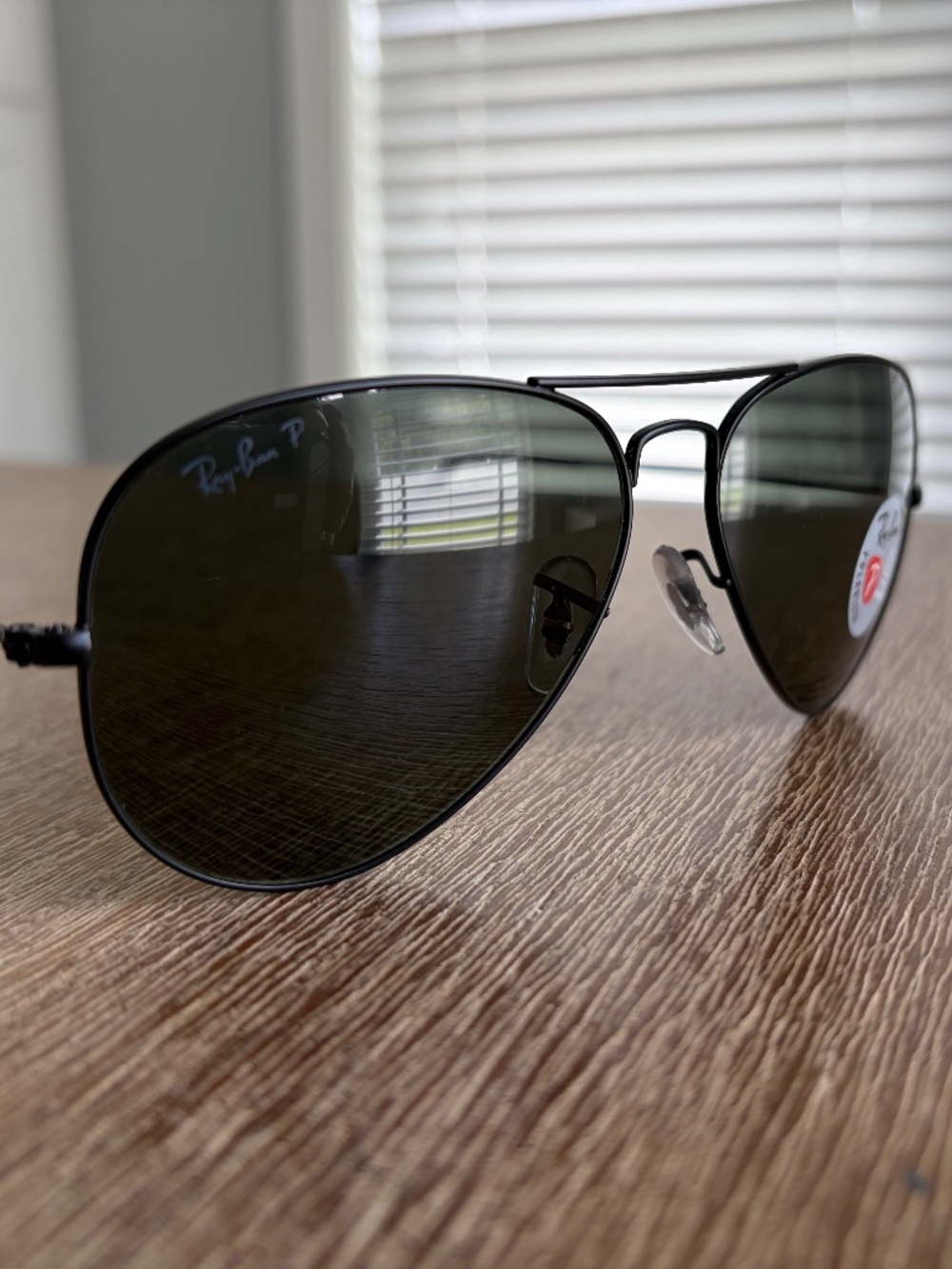 NWT Ray Ban Polarized Aviator - Matte Black/Green